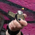 Запальничка Zippo (Зіппо) Leopard Skulls 47001