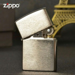 Зажигалка Zippo (Зиппо) CLASSIC brushed chrome 200