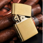 Набор Zippo (Зиппо) Зажигалка BR FIN SOLID BRASS 204B + топливо Zippo 125мл + набор из 6 кремней Zippo в блиcтере